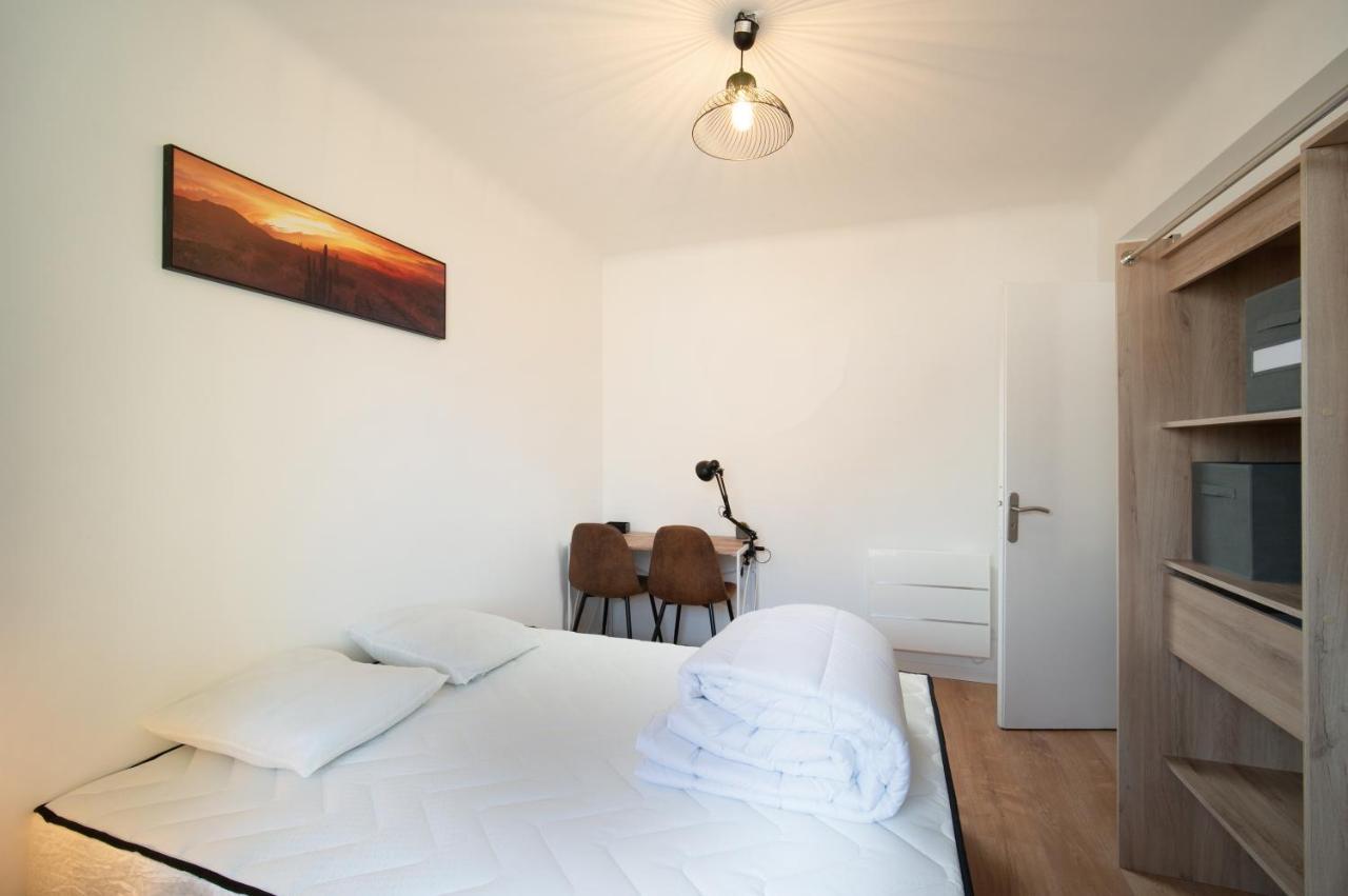 Grand Appartement 3 Chambres Avec Clim Et Balcon Marselha Exterior foto
